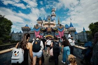 ディズニー、4－6月期利益が予想上回る－動画配信・テーマパーク好調| TBS CROSS DIG with Bloomberg
