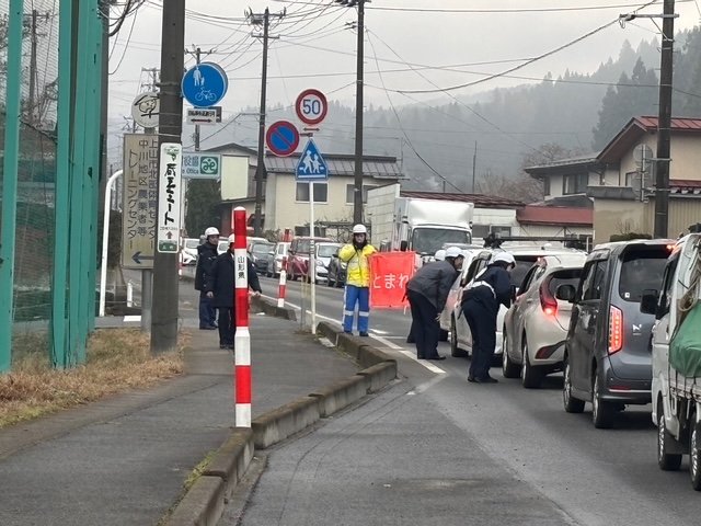 【続報】上山市住宅強盗事件　男が逃走中…男は女性に暴行し財布を盗んでいたことが判明　警察は検問を行うなど行方を追う（山形）|TBS NEWS DIG