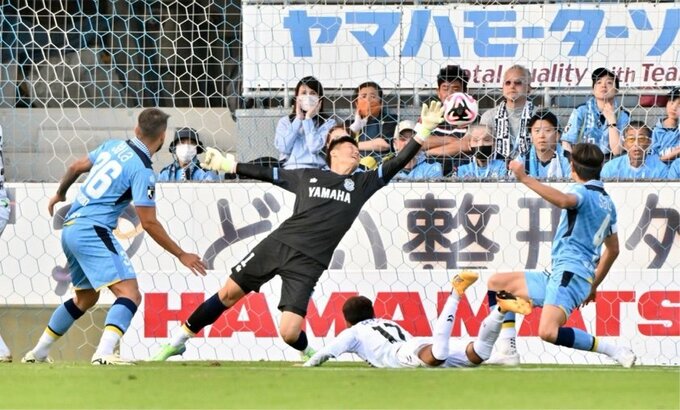 ジュビロ磐田 2点差を追いつくもJ1残留へ痛い敗戦 G大阪に3-4【J1第36節速報】　|　静岡のニュース | SBSNEWS | 静岡放送