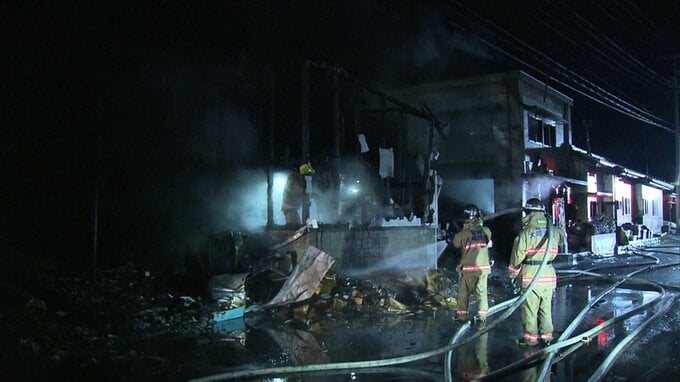 未明に住宅と倉庫焼ける火事　宮城・大崎市|TBS NEWS DIG