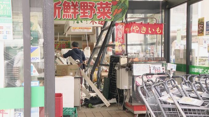 サイドブレーキかかったままアクセルを強く踏む　乗用車がスーパーに突っ込む 客ら５人重軽傷 　８０歳男性が運転　　愛知・稲沢市　|　名古屋・愛知・岐阜・三重のニュース【CBC news】 | CBC web
