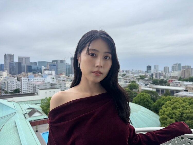 有村架純 】 お直し中にマネージャーに見せた笑顔のVサイン「なんと