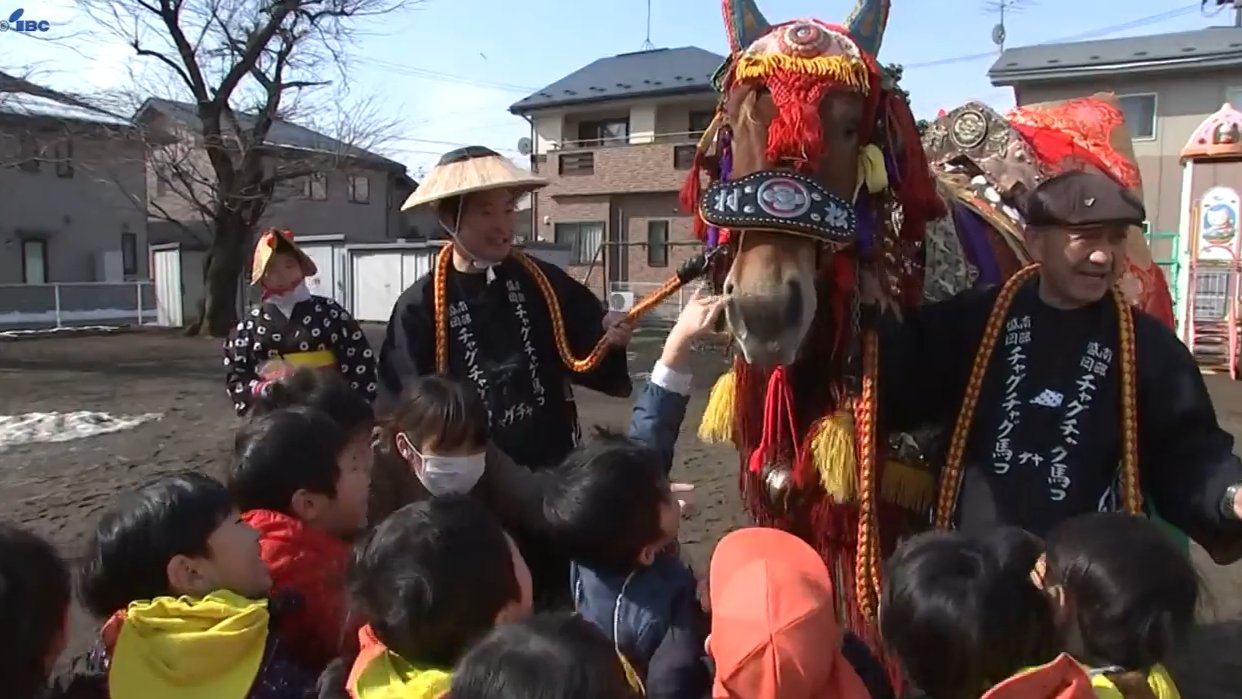 2024年にかなわなかった馬とのふれあいを楽しんで」 保育園に