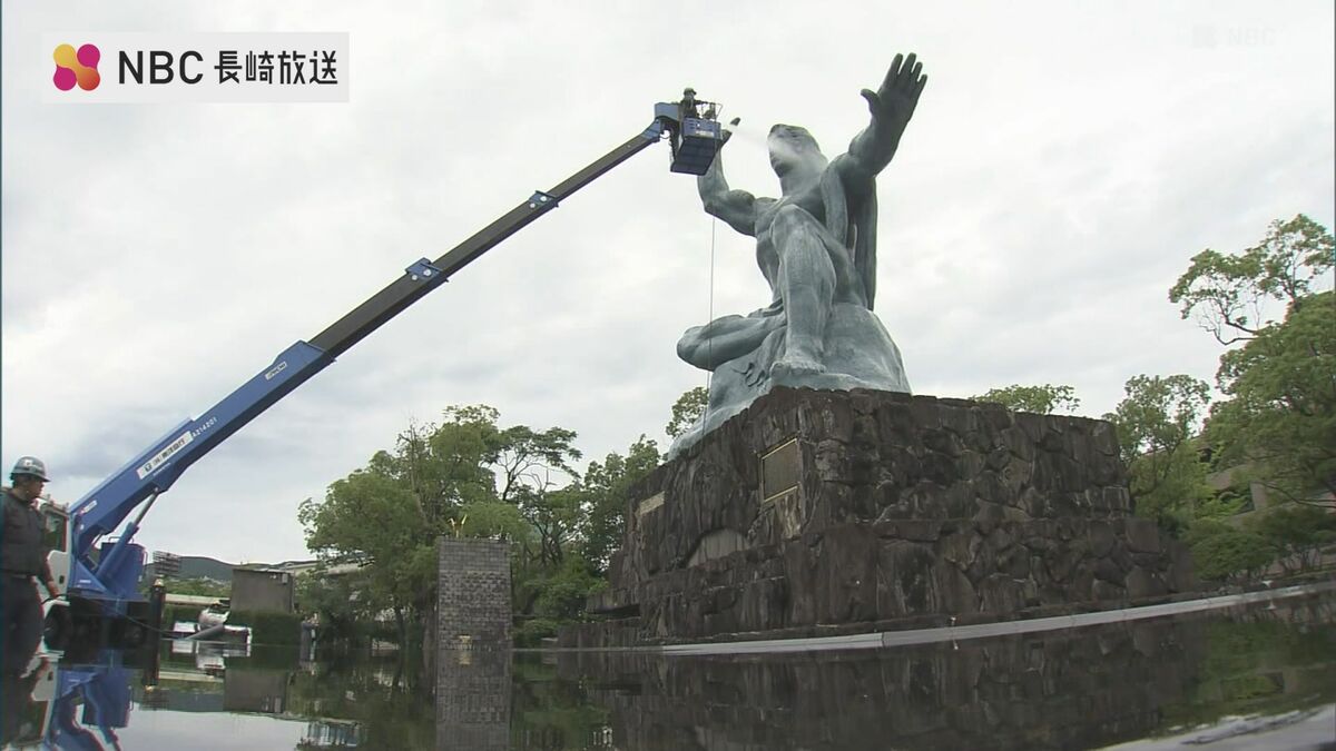 8月9日の平和祈念式典を前に 長崎市の平和祈念像を清掃、世界平和と核