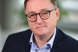 ECBカザークス氏、4月に状況見極めへ－現段階では動向を注視| TBS CROSS DIG with Bloomberg