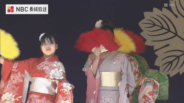 長崎市の諏訪神社 鎮座400年を祝う行事 市民らが歌や踊りを奉納|TBS NEWS DIG