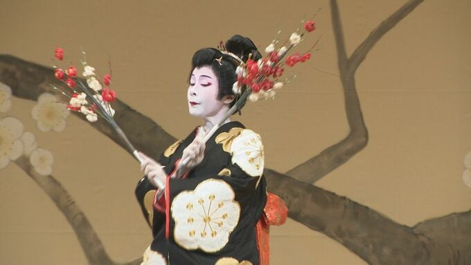 磨き抜かれた伝統芸を披露「金沢おどり」 3つの茶屋街の芸妓衆が情緒豊かな舞台を繰り広げる 今年のテーマは「旅」|TBS NEWS DIG