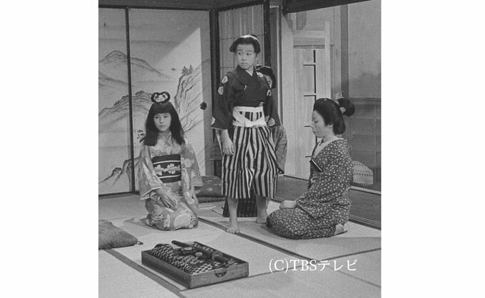 吉永小百合さん　テレビ初出演・１２歳の時の写真を発掘　「なんだか懐かしいですね」　俳優デビュー「赤胴鈴之助」　写真ネガ67年ぶりに|TBS NEWS DIG