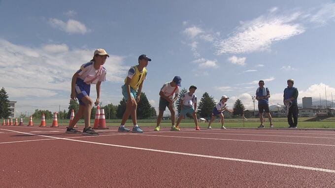 山形市で小学生のリレー・駅伝大会　児童が元気に駆ける　|　山形のニュース│TUYテレビユー山形