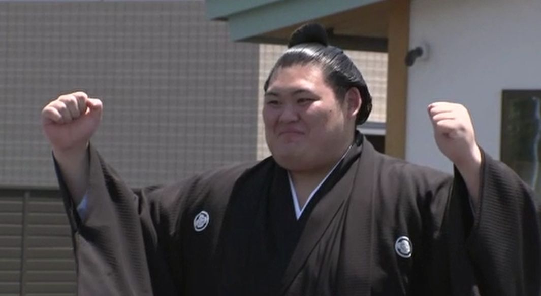 img_7885df1c70949eeb4221c3e4e7