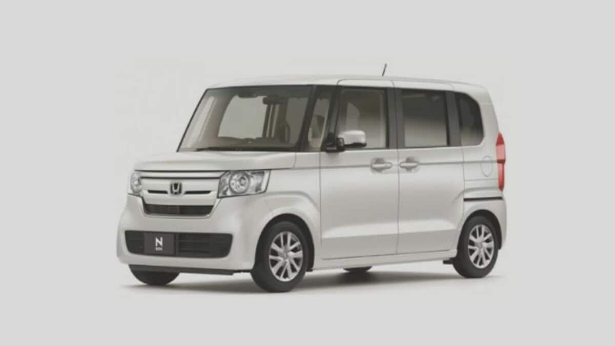 ホンダ N-BOX 平成25年 車検8年3月 走行19万キロ愛知