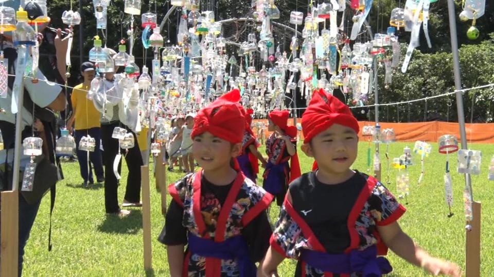 3600個の涼やかな音色　「なきじんそん風鈴まつり」