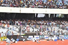 メッシ早々退去でファン激怒、ピッチに乱入－インド訪問混乱の幕開け| TBS CROSS DIG with Bloomberg