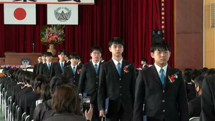 楠隼中学校で男子校最後の卒業式、来年度からは共学校に 鹿児島 | TBS