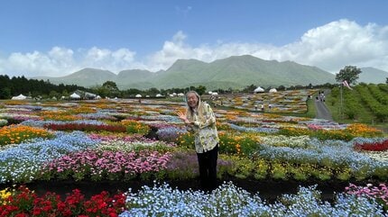 假屋崎省吾さん「令和の花咲じじいとして世界に名だたる花公園に