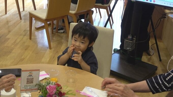 「コンビニとかには売っていない味でおいしい！」完熟マンゴーを五感で味わうイベント　山梨　|　山梨のニュース | ＵＴＹテレビ山梨