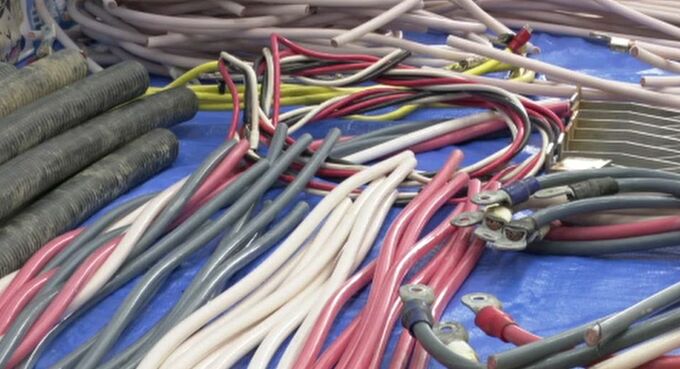 合計の重さは830キログラムに… スキー場の送電用ケーブルなどを盗んだ疑いでボリビア国籍の男2人を逮捕 売却目的の犯行か　|　石川県のニュース｜MRO北陸放送