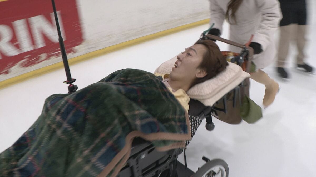 「人生を楽しむ新しい選択肢に」　“寝たきり社長”こと佐藤仙務さん　障害や難病を抱える人らとアイススケート体験会　名古屋・港区