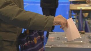 「2枚渡されたので2枚投票した」60代有権者が言い残し立ち去る　国民審査の投票用紙2枚交付するミス　抜き取り不可能なため有効投票として集計　札幌市東区　|　北海道のニュース｜HBC北海道放送