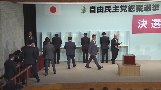 【速報】自民総裁選　高市氏と小泉氏の上位2人　決選投票始まる