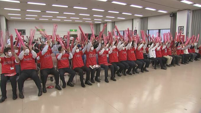 「祝福を遠慮するのはやめましょう」　大谷翔平史上初の2度目の満票MVP　出身地の岩手・奥州市も喜びに沸く　|TBS NEWS DIG