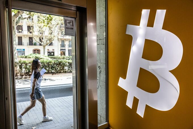 快走ビットコイン、15万ドルも視野との声－オプション市場は強気傾斜