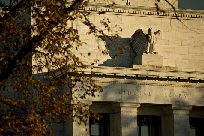 FRB当局者のタカ派発言が相次ぐ、12月利下げ観測に揺らぎ
