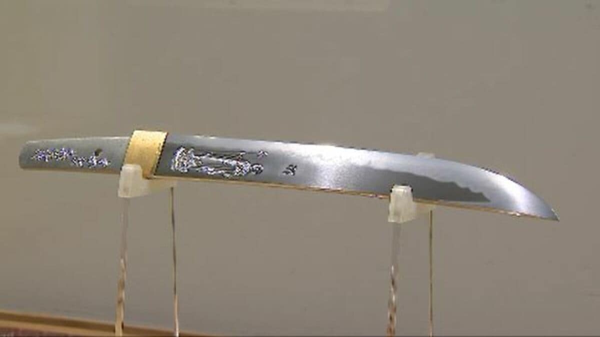 現代の刀匠の作品26振を展示 地元出身の人間国宝故宮入行平さんの最後