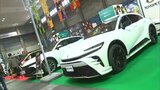 トヨタとダイハツのディーラーによる合同展示・商談会 子ども整備体験コーナーやレアな旧車を展示も 13日まで【岡山】|TBS NEWS DIG