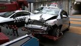 「茂みの中に横たわっている感じで見えた」車が歩行者はね民家に衝突 歩行者ははずみでボンネットの上に… けがも命に別状なし=静岡・長泉町【詳報】 | 静岡のニュース | SBSNEWS | 静岡放送