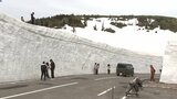 雪解け進むも5m超え 雪の回廊に観光客続々 八幡平アスピーテライン開通|TBS NEWS DIG