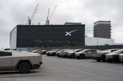 スペースX、米携帯大手に直接対抗へ－地上設備整備でAT&Tなどに照準| TBS CROSS DIG with Bloomberg