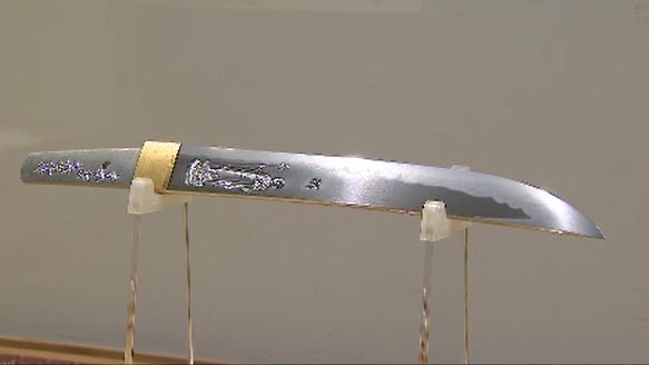 現代の刀匠の作品26振を展示　地元出身の人間国宝故宮入行平さんの最後の作品も　全日本刀匠会50周年記念展　長野・坂城町　|　SBC NEWS | 長野のニュース | SBC信越放送