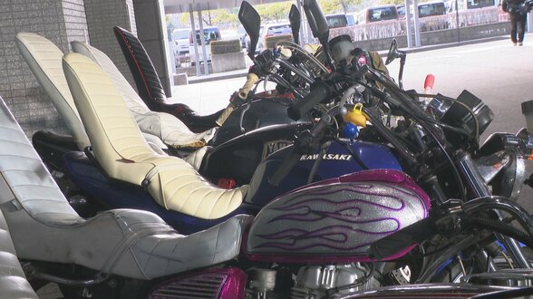 バイク14台で集団暴走か　国道8号などで暴走行為を繰り返した疑い　高校生4人を逮捕　|　富山のニュース｜天気・防災｜チューリップテレビ