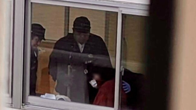 刃物を持った女が校内に…サスマタで職員が応戦　警察が女を逮捕した”その瞬間”をカメラが捉えた　山形市の高校に包丁女　下校時間の出来事のすべて（山形）|TBS NEWS DIG