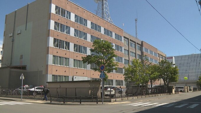 男子大学生宅に侵入か　逮捕されたのは面識のない大学生の男…被害者は男の侵入に気付かず　別事案の捜査中に防犯カメラで事件発覚|TBS NEWS DIG