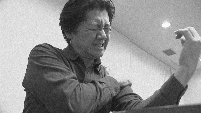 江戸時代からあった「五十肩」寒いと悪化…なぜ、発症？対策は？ リハビリのプロ・理学療法士に聞くと…　|　BSSニュース | BSS山陰放送