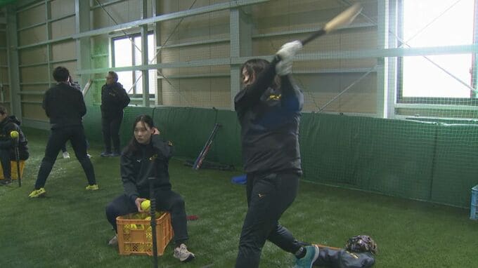 愛知から島根へ本拠地移転　女子ソフトボール「シトリンシマネ」初練習|TBS NEWS DIG