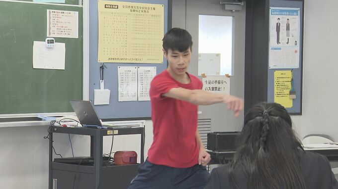 香港の中高生と沖縄の生徒が国際交流|TBS NEWS DIG