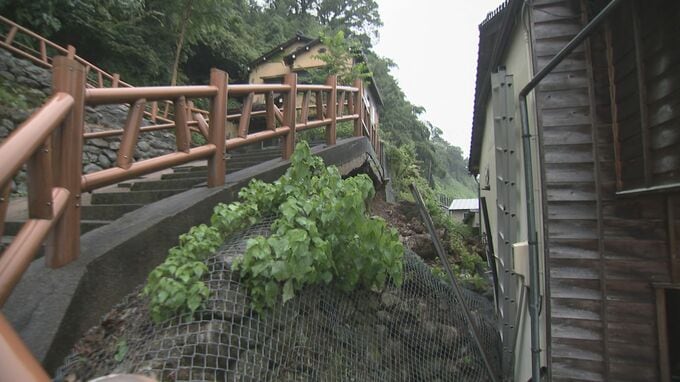 前線停滞で大雨 金沢市では未明のがけ崩れで住宅に被害 1世帯3人が避難|TBS NEWS DIG