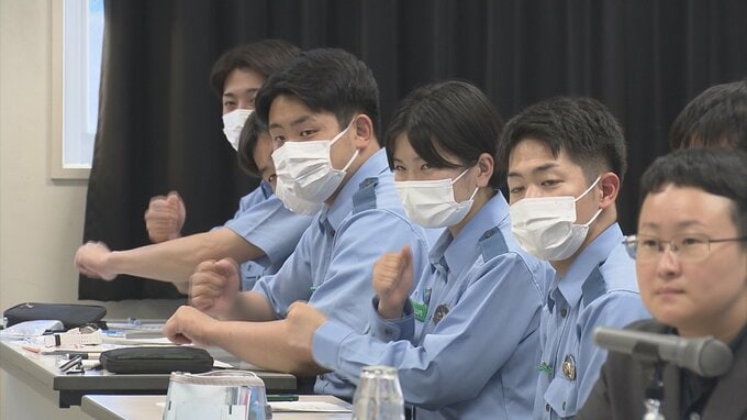 「警察の対応にバリアを感じることがないように」全国障がい者スポーツ大会の開催前に　青森県警察本部で聴覚障がい者を講師に招いた研修会　|　青森のニュース│ATV NEWS│青森テレビ