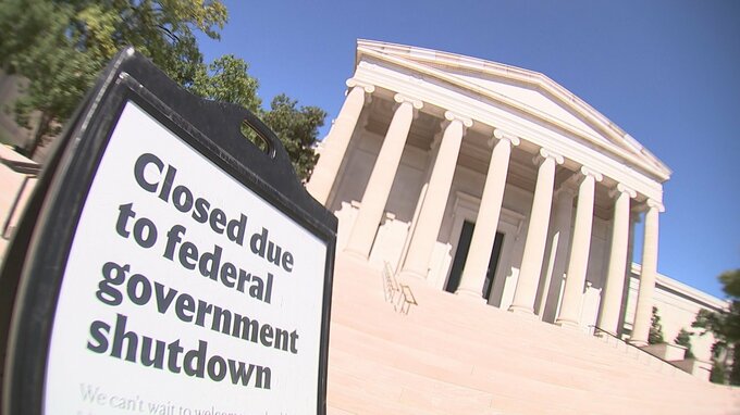 米トランプ政権　連邦政府職員の解雇を開始　政府機関の一部閉鎖を受けて　対象は4000人以上と米メディアは報道