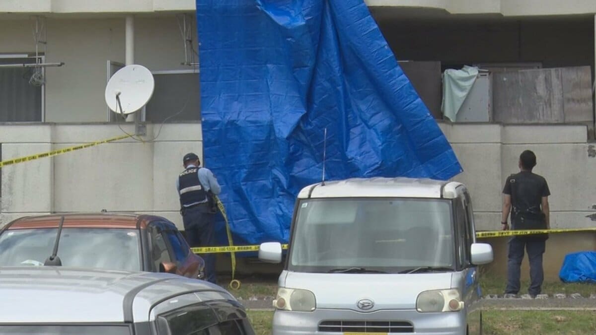 【殺人事件と断定】胸などに複数の刺し傷　殺害されたのは住人の72歳男性と特定　現場は集合住宅の一室、不審人物の目撃情報も　石垣市