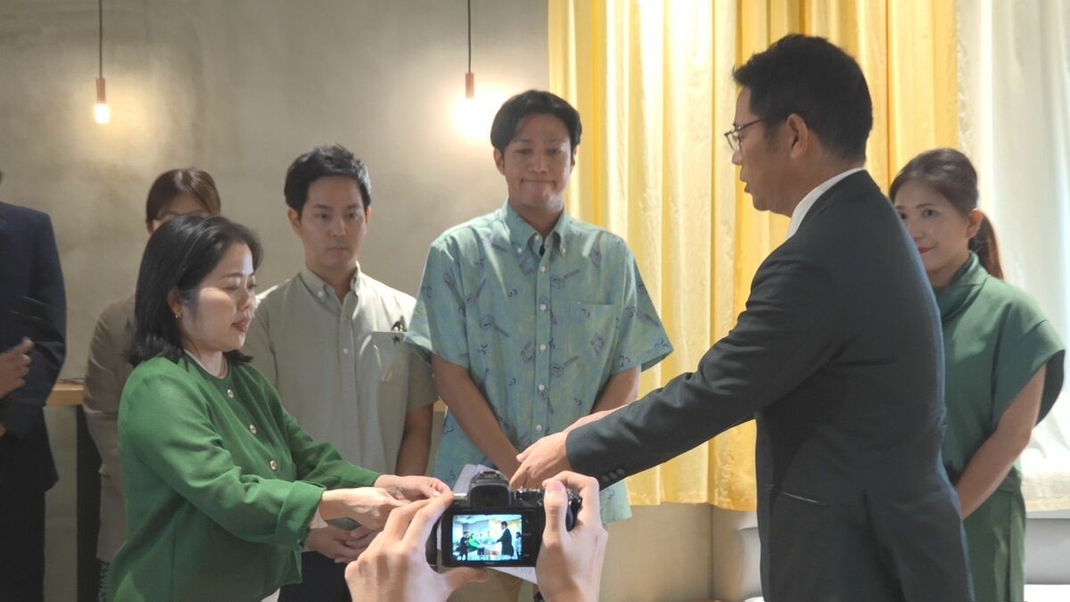 若手経営者らが那覇市の古謝玄太副市長に出馬要請　2026年の沖縄県知事選