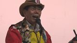 「歌のあるところに平和がある」三線による島唄ライブで地域活性化 飛び入り参加で高校生も歌を披露|TBS NEWS DIG