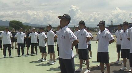 泥臭く頑張って参ります」日本航空野球部 甲子園へ出発 開幕は8月7日