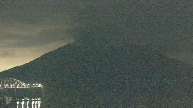 桜島が連続噴火 噴煙は鹿児島市街方向に【きょう・あすの降灰予報】|TBS NEWS DIG