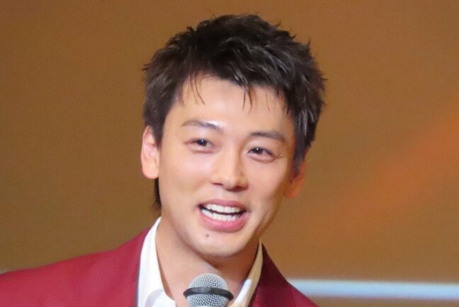 【 竹内涼真 】　〝じゃあつく〟プロデューサーに　感謝と激励　「どんどん攻めた作品を一緒に作りましょう」|TBS NEWS DIG