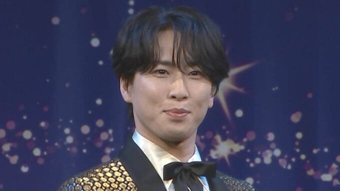 【Snow Man・宮舘涼太】史上初2年連続「ディズニー・オン・アイス」スペシャルサポーター就任にド派手衣装で登場|TBS NEWS DIG