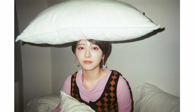 浜辺美波さん　「やっとこさ写ルンですを現像」　茶目っ気たっぷり　「オフショット」を公開|TBS NEWS DIG